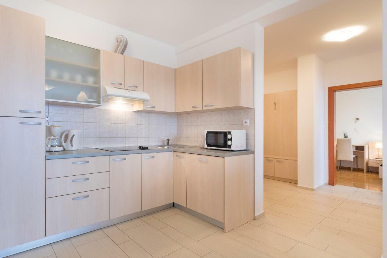 סלצה Apartments Jadranka מראה חיצוני תמונה